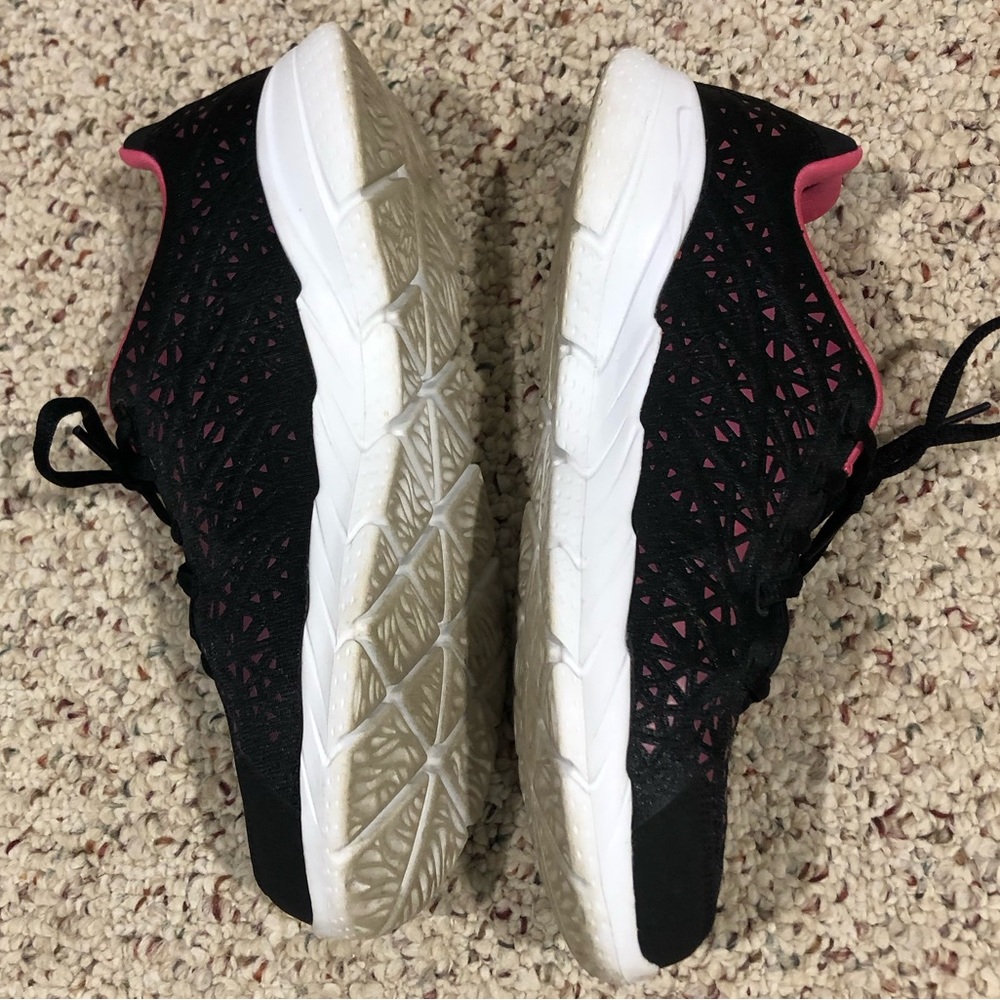Skechers Go Fit women’s size 8 black and pink shoes. - Picture 5 of 10